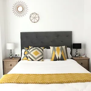 https://ancha-ave-centro-malaga-madmar-lujo-new-zambrano.hotelsinnerja.org